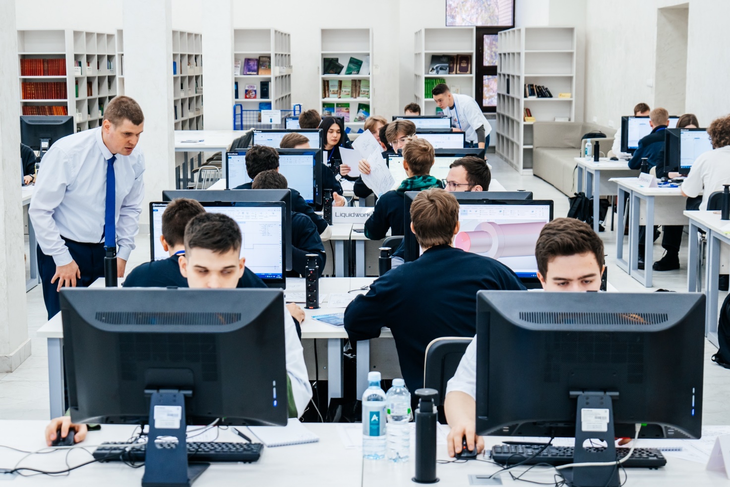 Фото с САПРатон